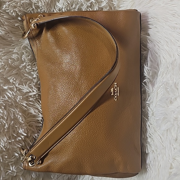 Coach F77999 Mia Pebble Leather Light Saddle/Gold Shoulder Bag EUC